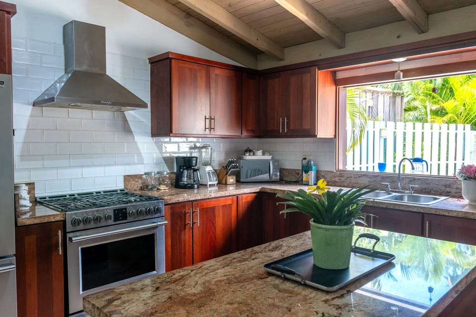 Fully stocked updated kitchen