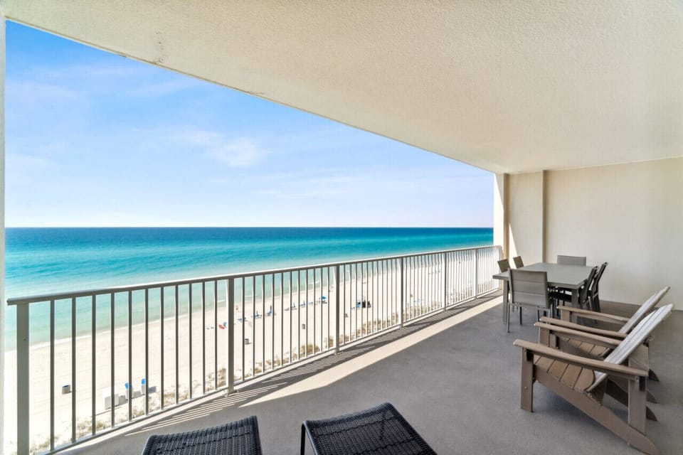 breathtaking beach and ocean views right from the balcony!