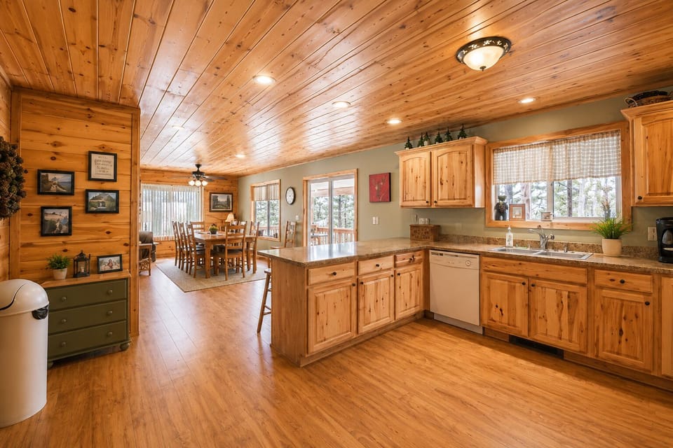 Plenty of room for family gatherings