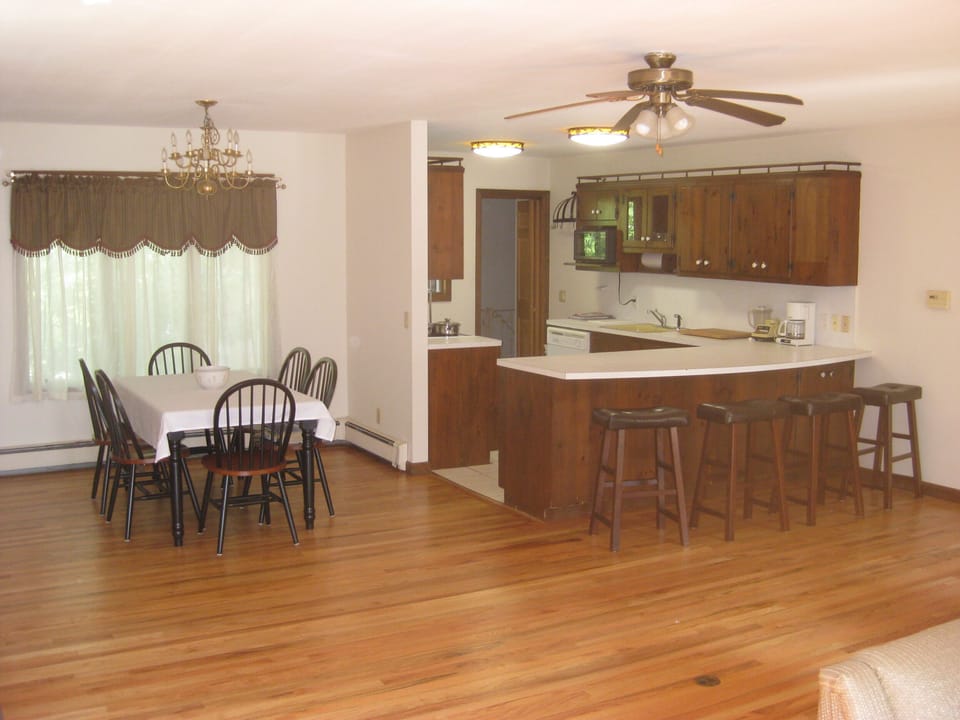 Dinning and with Kitchen Bar.  