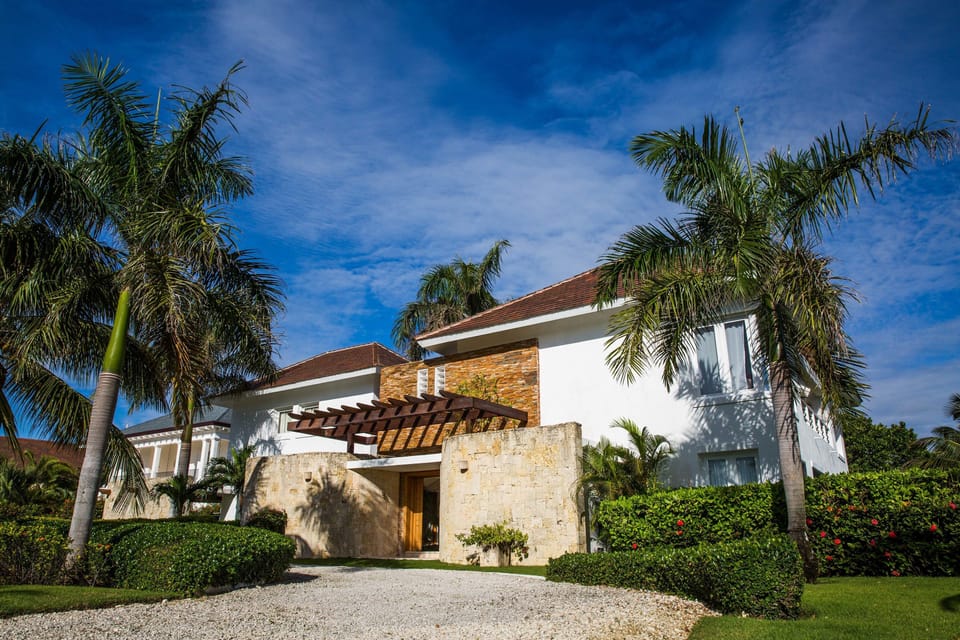 The main entry of the Villa 