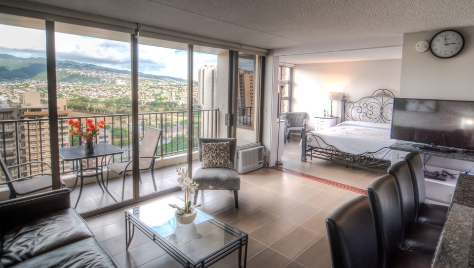 Totally Remodeled Spacious Unit with Spectacular Verdant Veiw