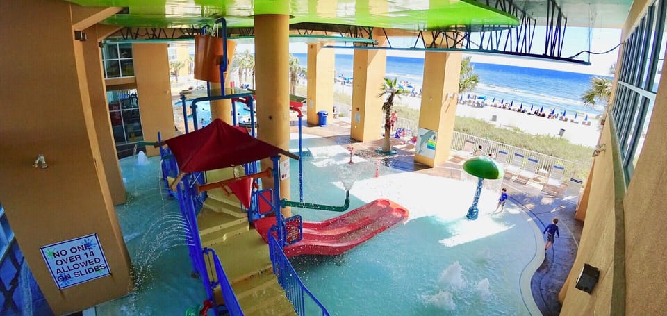 Complimentary kids waterpark located on ground floor of our elevator !