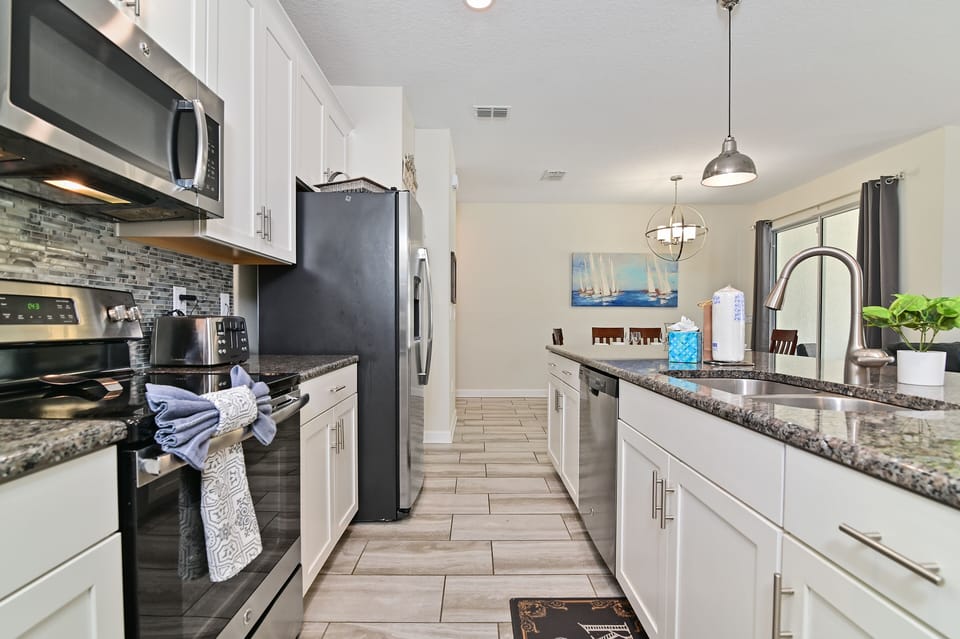Well equipped kitchen.