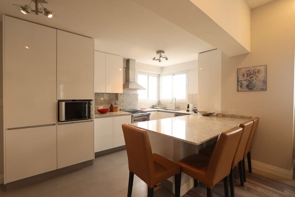 Kitchen and Kitchen Island