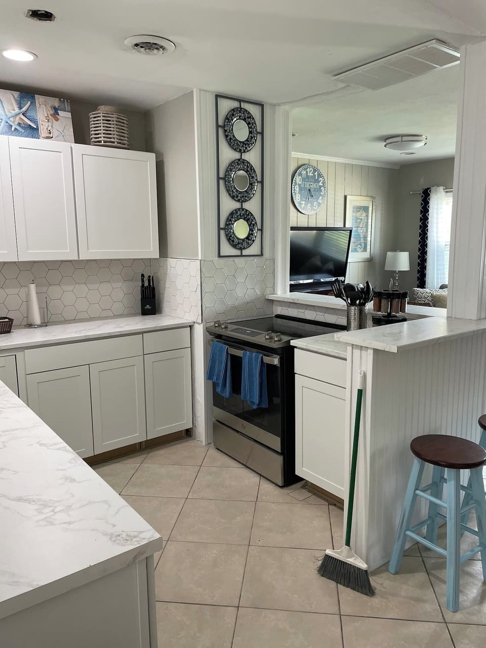 Updated modern kitchen makes meal prep a delight