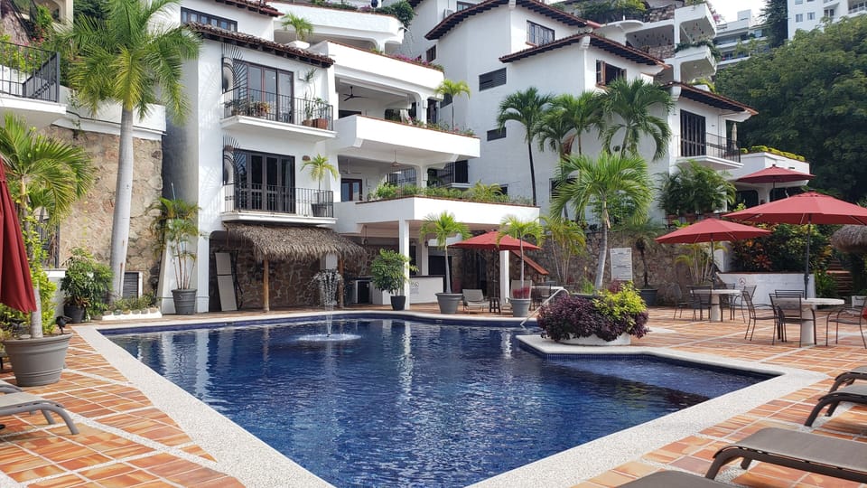 Heated Saltwater Pool