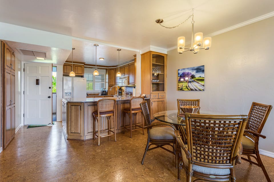Kitchen, Bar and Dining Area