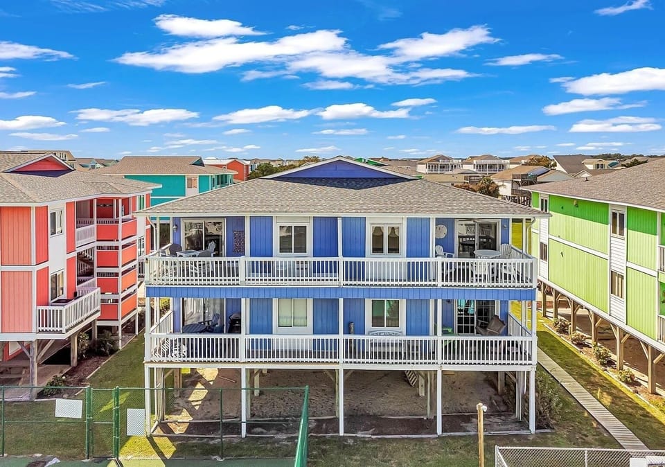 Condo, 2 Bedrooms | Exterior