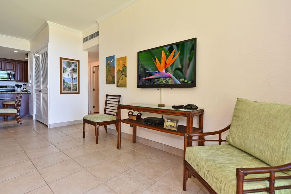 Condo, 2 Bedrooms | Living area | DVD player