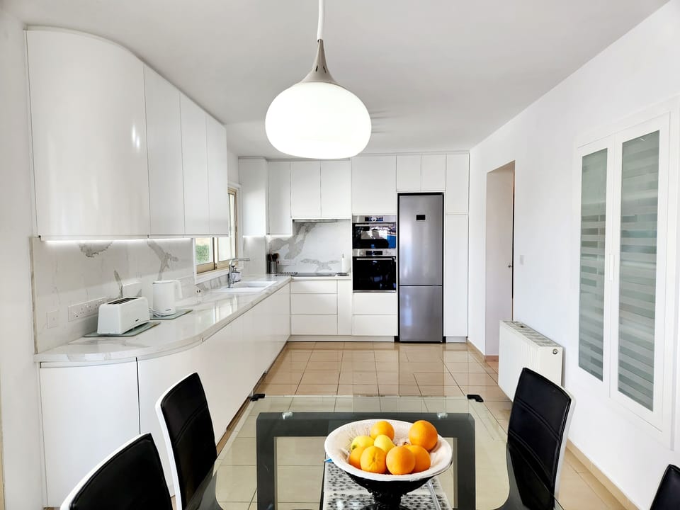 Kitchen fitted in 2023