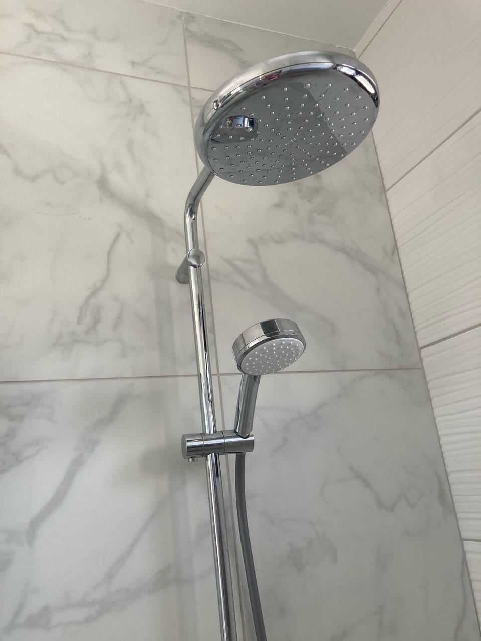 Hand-held showerhead