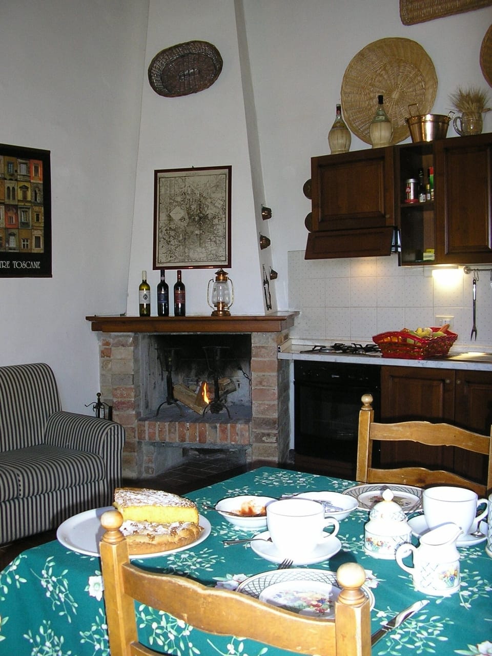 Fattoria di Argiano - Kitchenette - Fireplace - Details