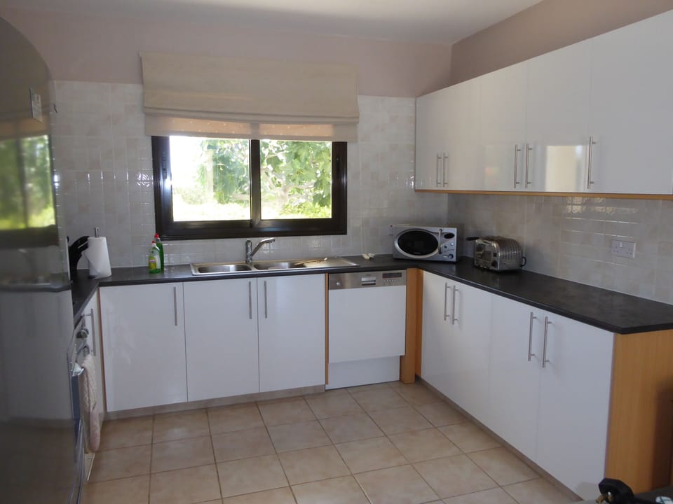 Fabulous kitchen upgraded in 2016