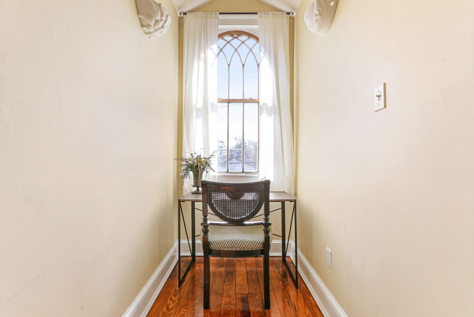 Upstairs Master Suite with private bathroom -Queen Bedroom #3