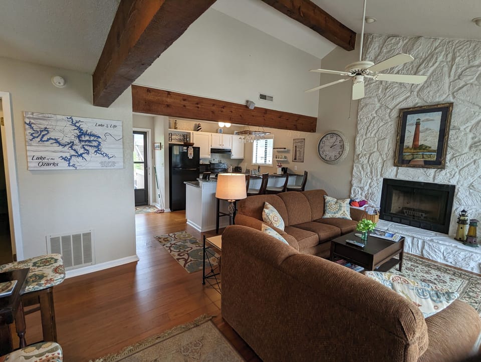 Looking into living room and kitchen.
New lake picture and Lamp. 2024