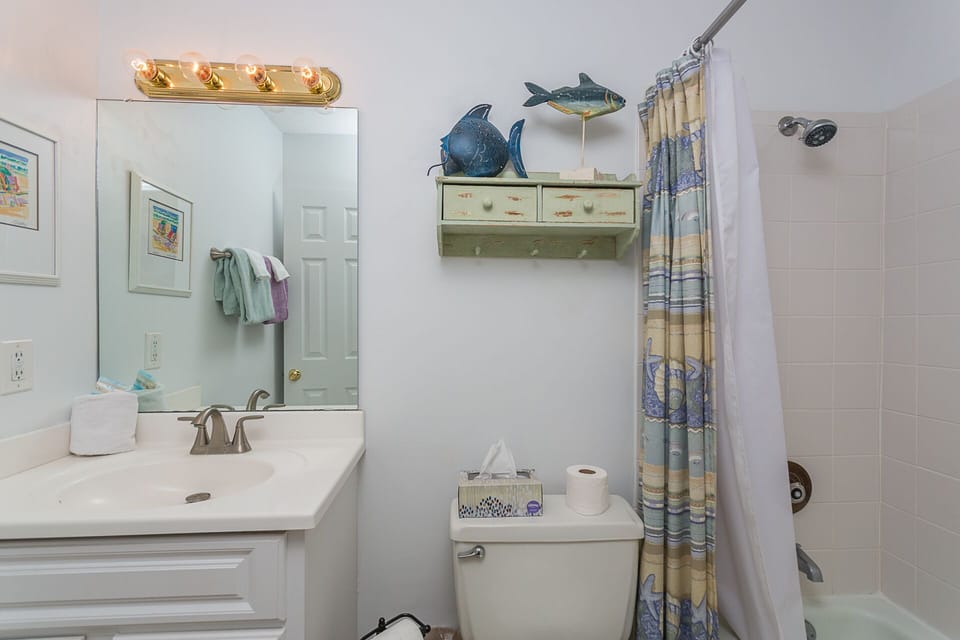 Full bath across hall from second bedroom 