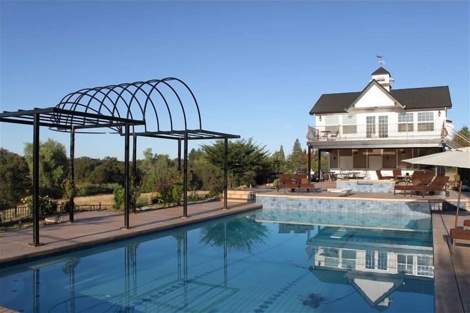 Cottage Pool House and Arbor