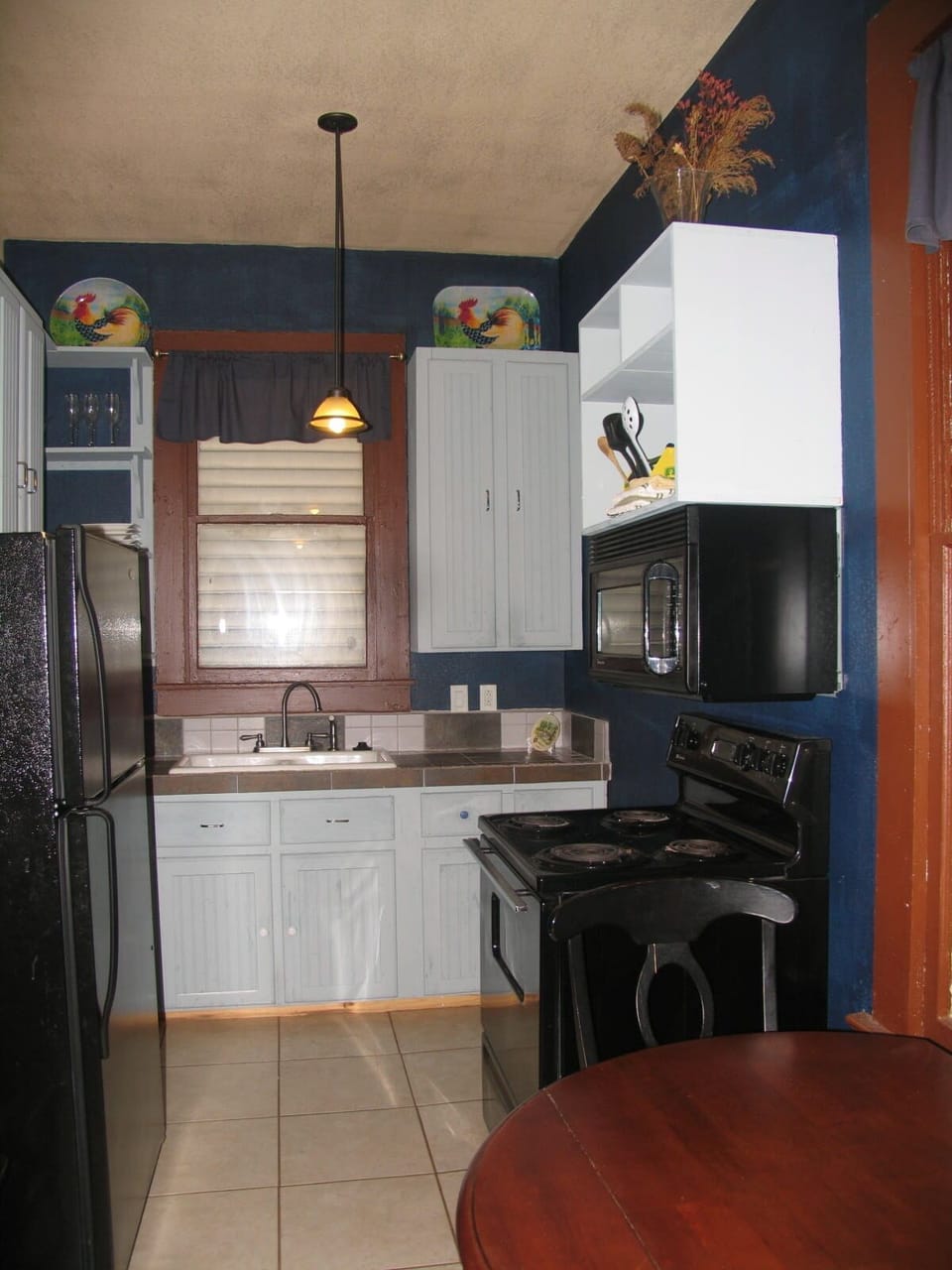 The V&J's Kitchen with all the amenities you need!