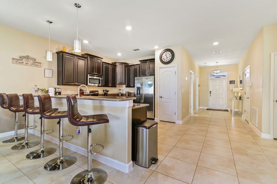 Kitchen Bar