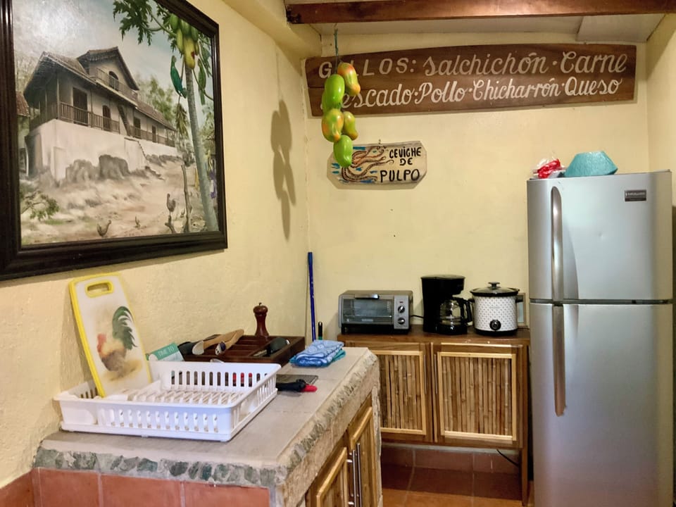 Fully equipped kitchen for easy meals at home
