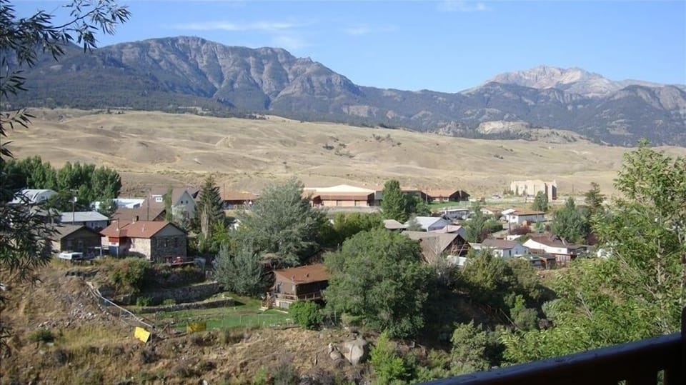 Wow, what a view.  From the deck of the Eagles Nest