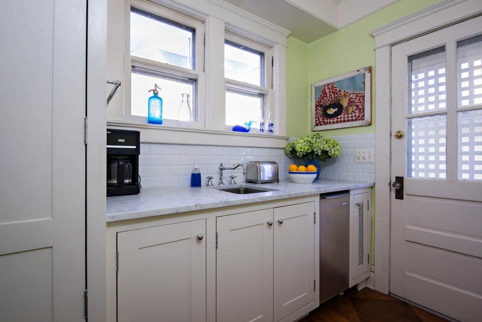 Chadwick Cottage Vacation Rental Home. Vacation Rentals Asbury Park. 