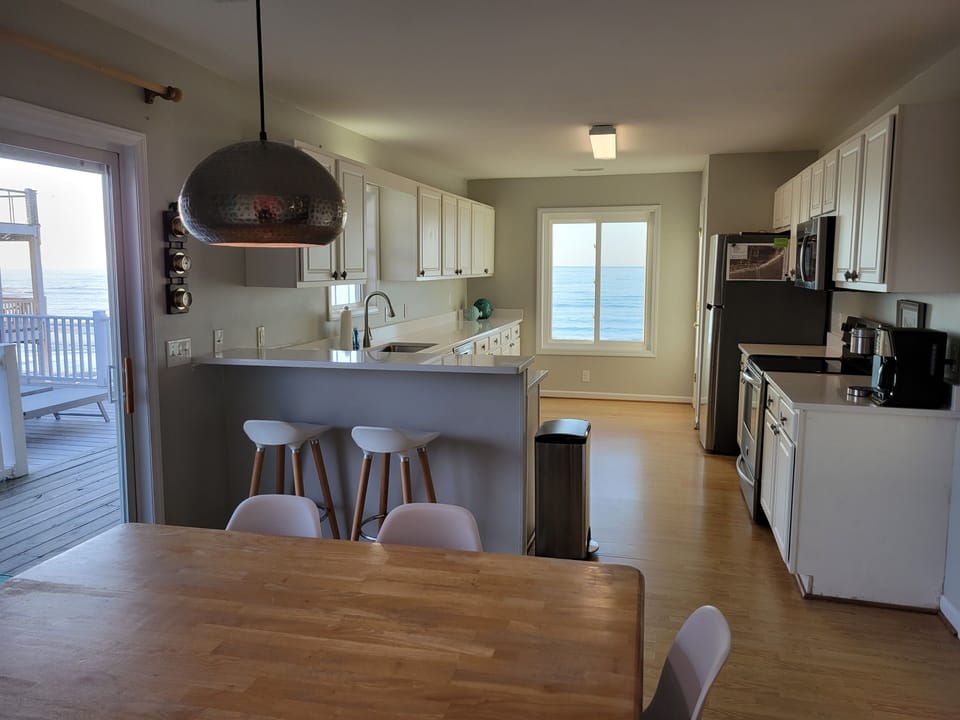 Large oceanfront window in spacious kitchen
