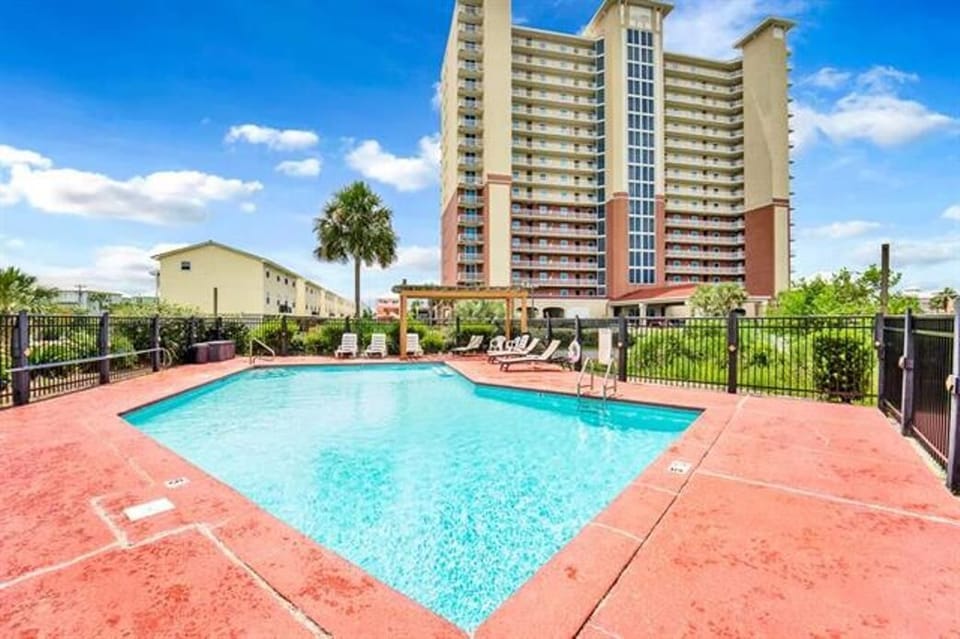 Pool facing south.