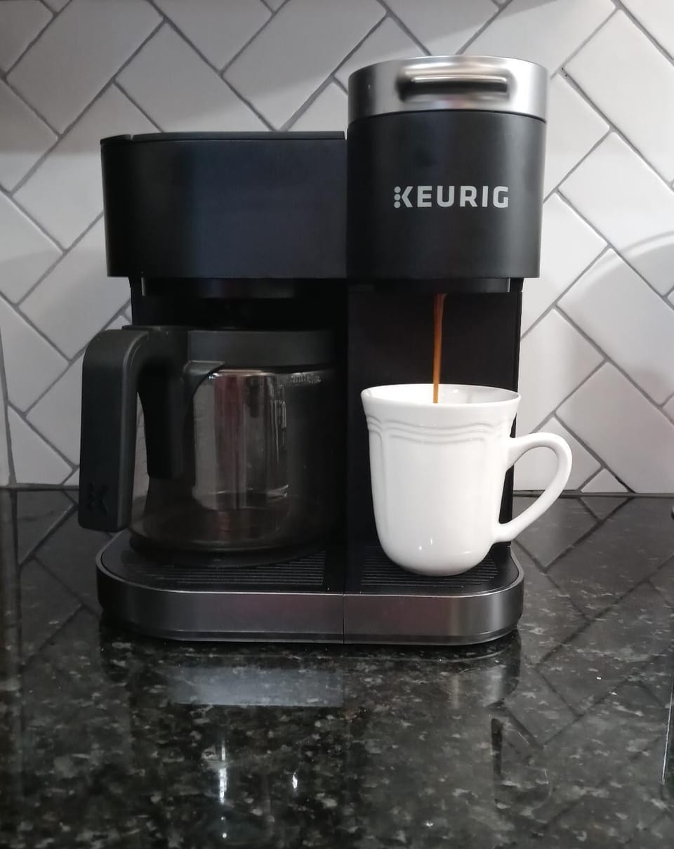 Single cup or a pot of coffie
