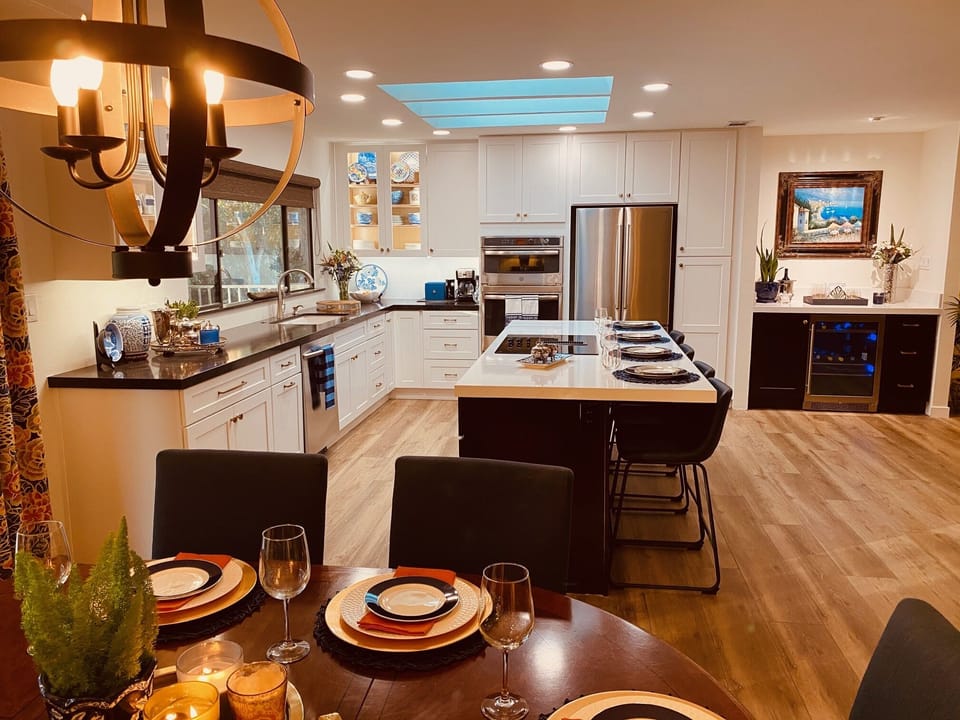 Kitchen/Dining area