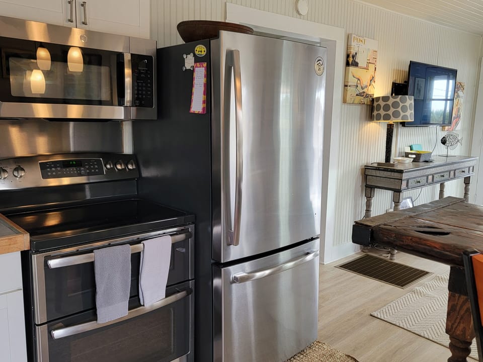 Stainless Steel Appliances!