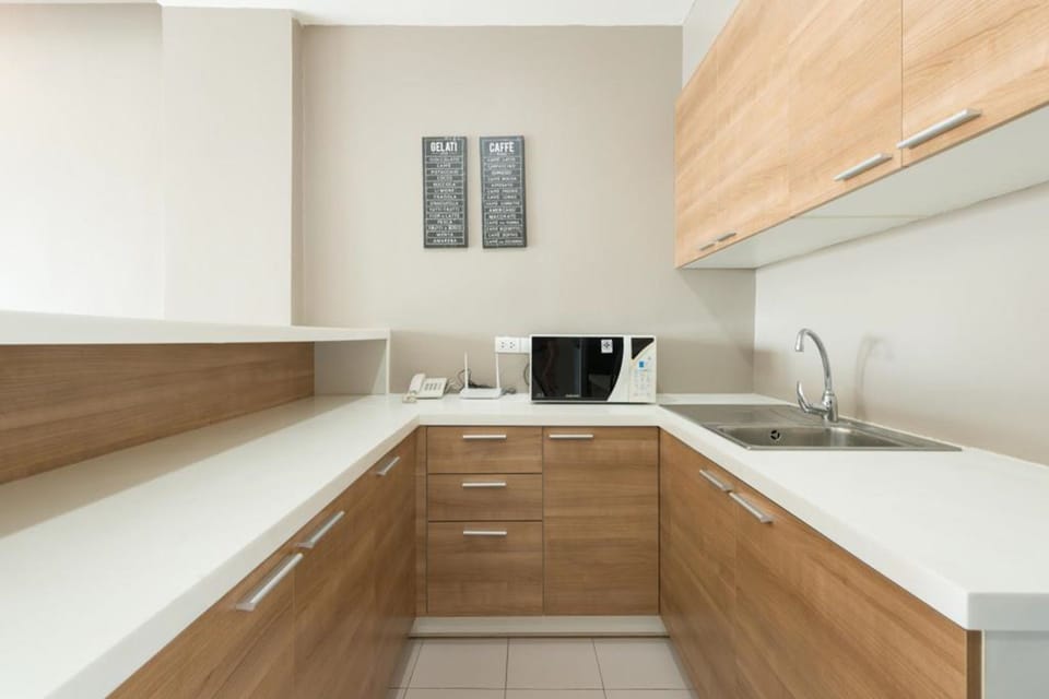 Suite | Living room | Flat-screen TV