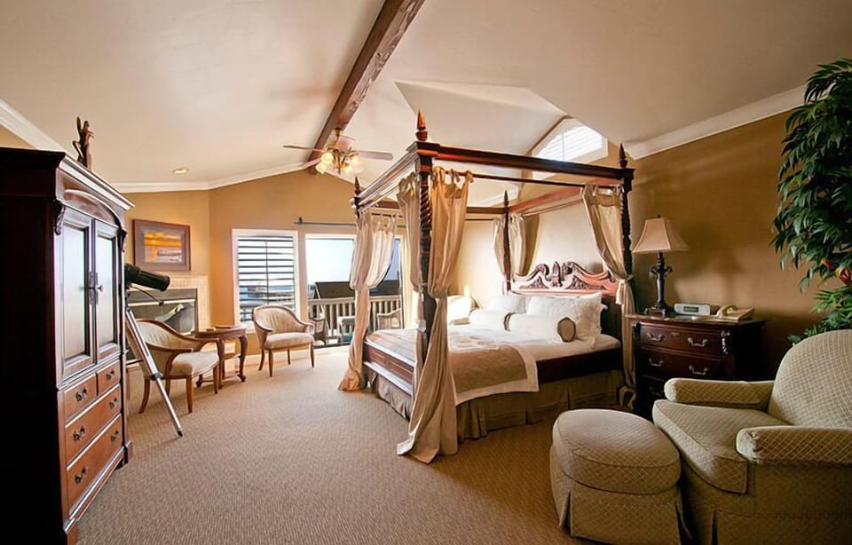 Hypo-allergenic bedding, individually decorated, individually furnished