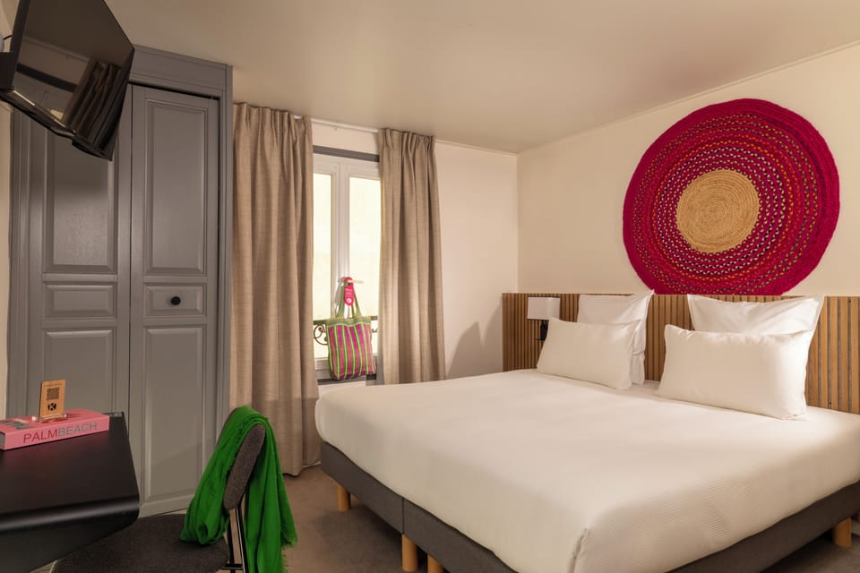 Double Room | Soundproofing, iron/ironing board, free WiFi, bed sheets
