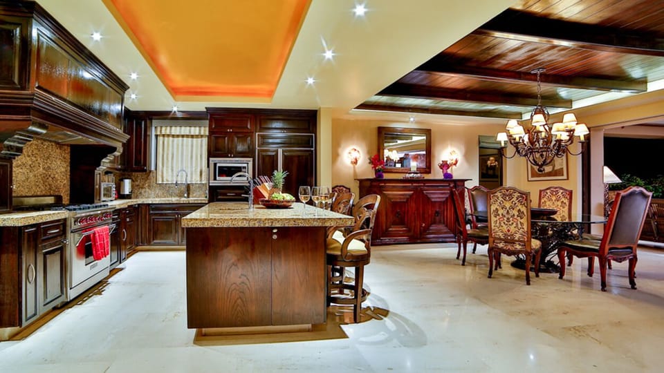 Kitchen Dining Room area beautifully outfitted with the very best appliances