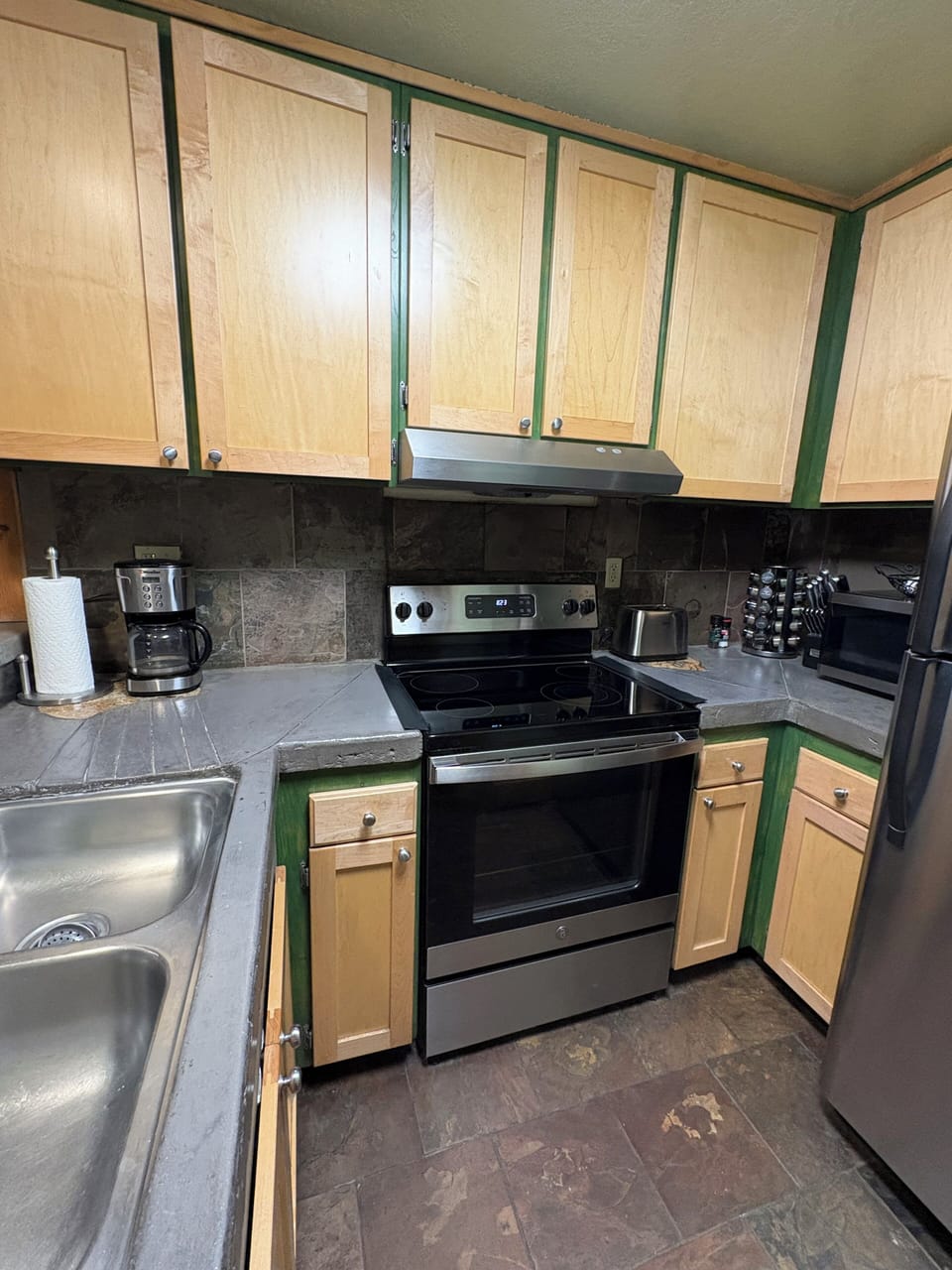 Coffee maker & oven