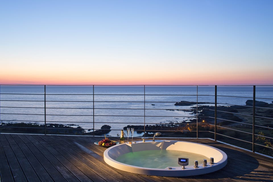 Outdoor Jacuzzi