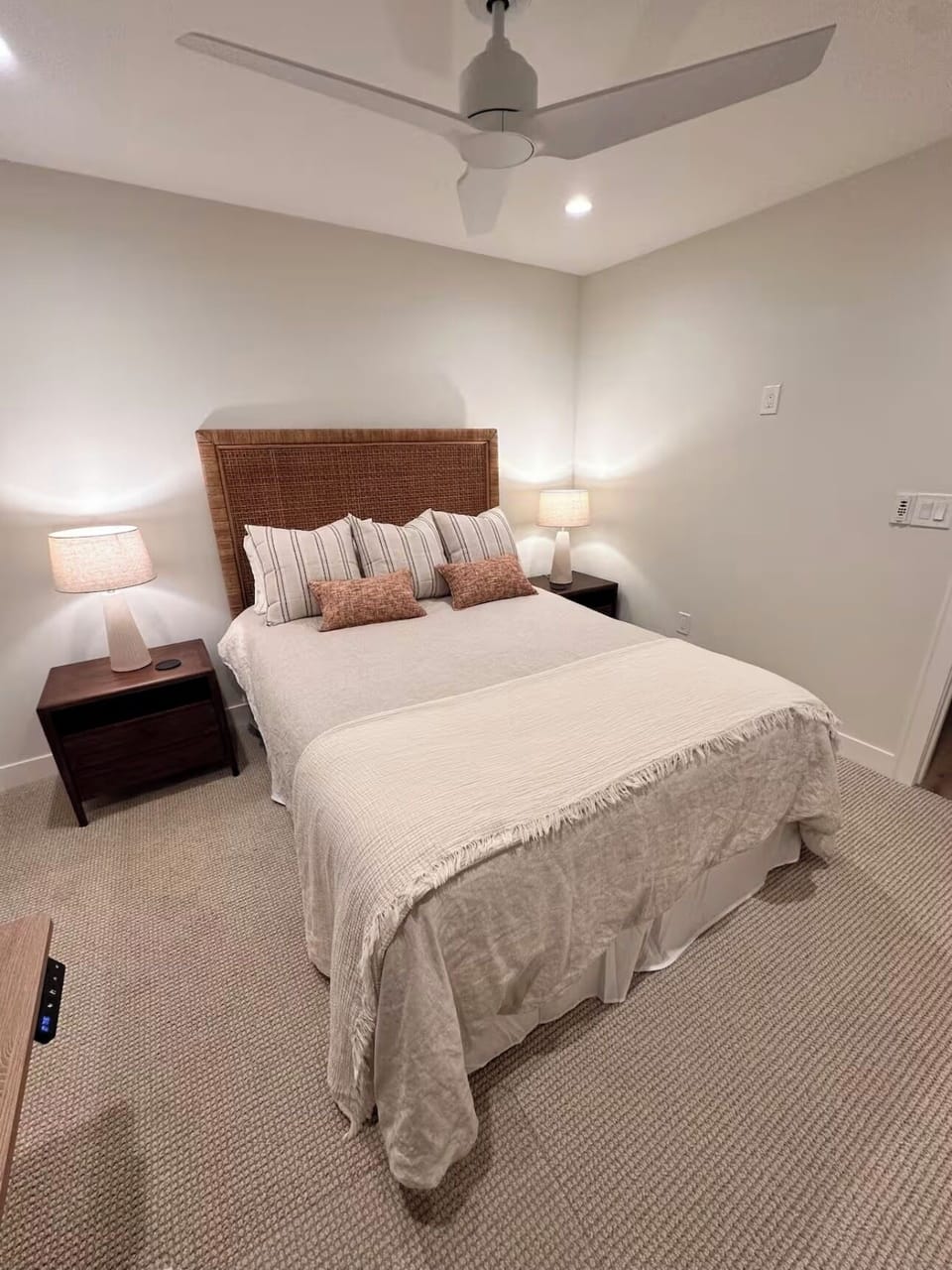 Guest bedroom