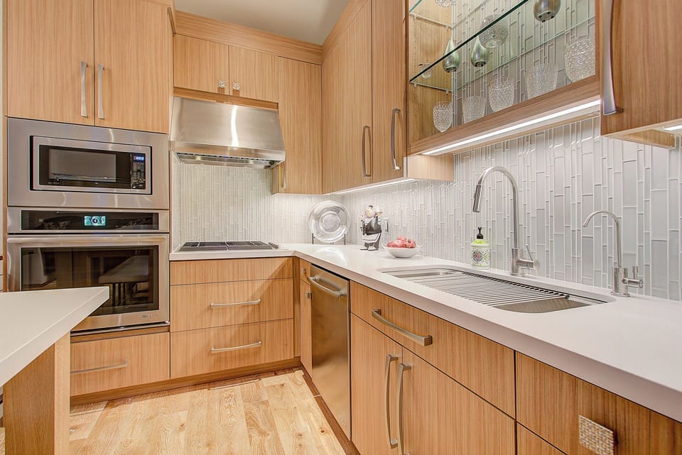 Kitchen-Jenn aire appliances