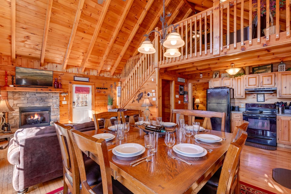 Living Room, Dining, Kitchen, game loft