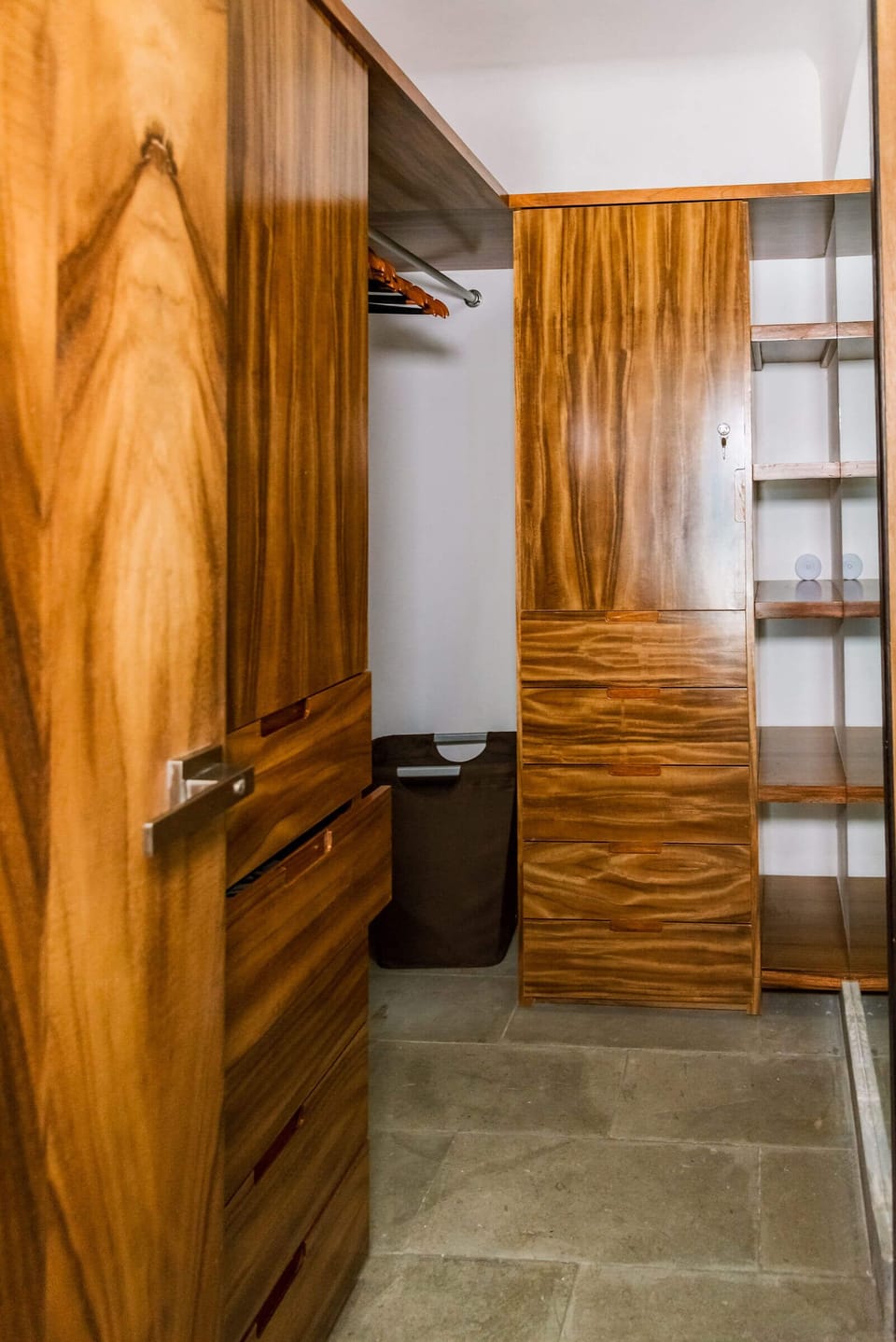 Bedroom 1 - Master Suite - Walk-In Closet & Dressing Room - Level 2