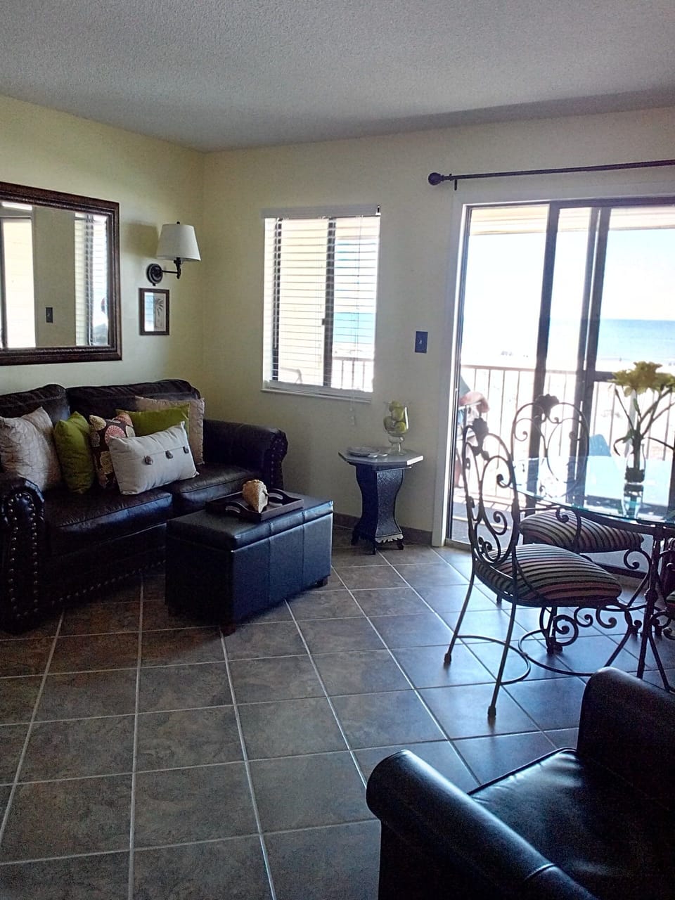 Gorgeous sitting area with direct views of the ocean