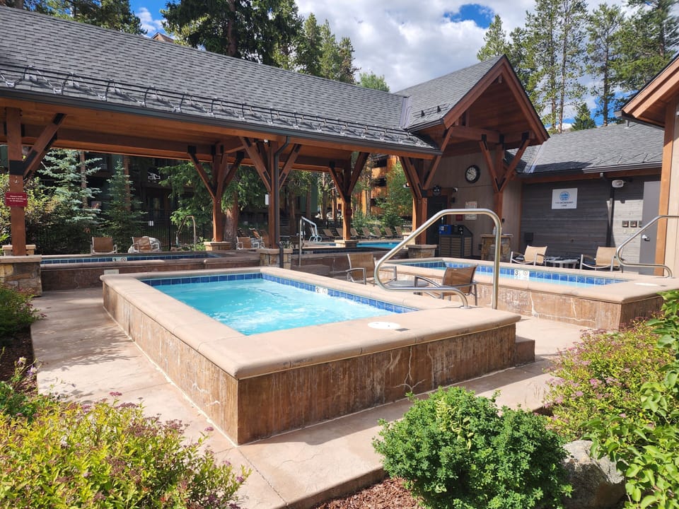 Columbine Health Club - four hot tubs.