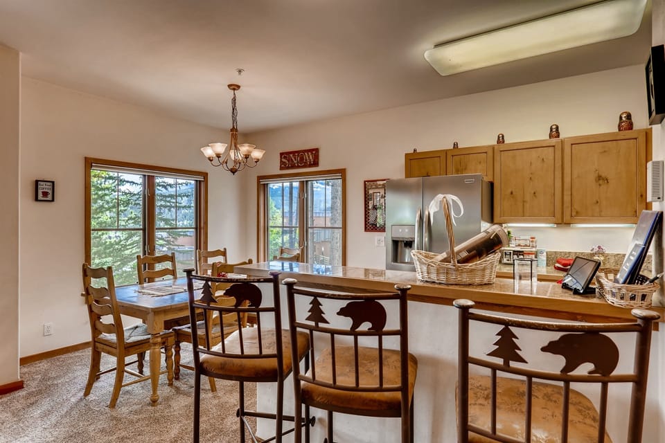 Dining area with Kitchen Counter Bar area