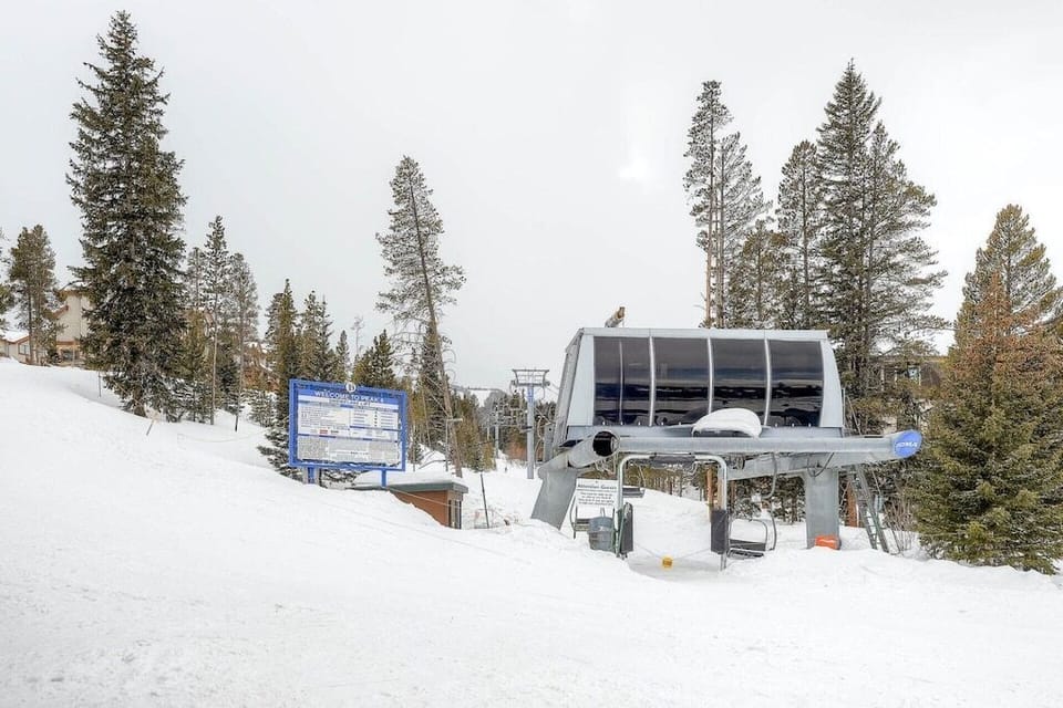 Snowflake lifts can be easily access through the Snowflake Trail