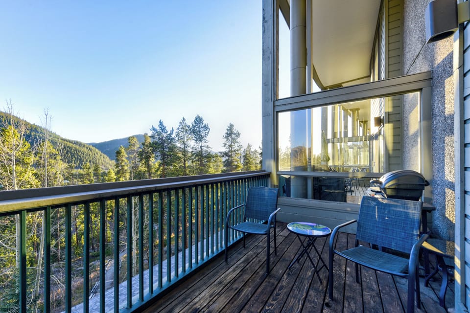 Private deck