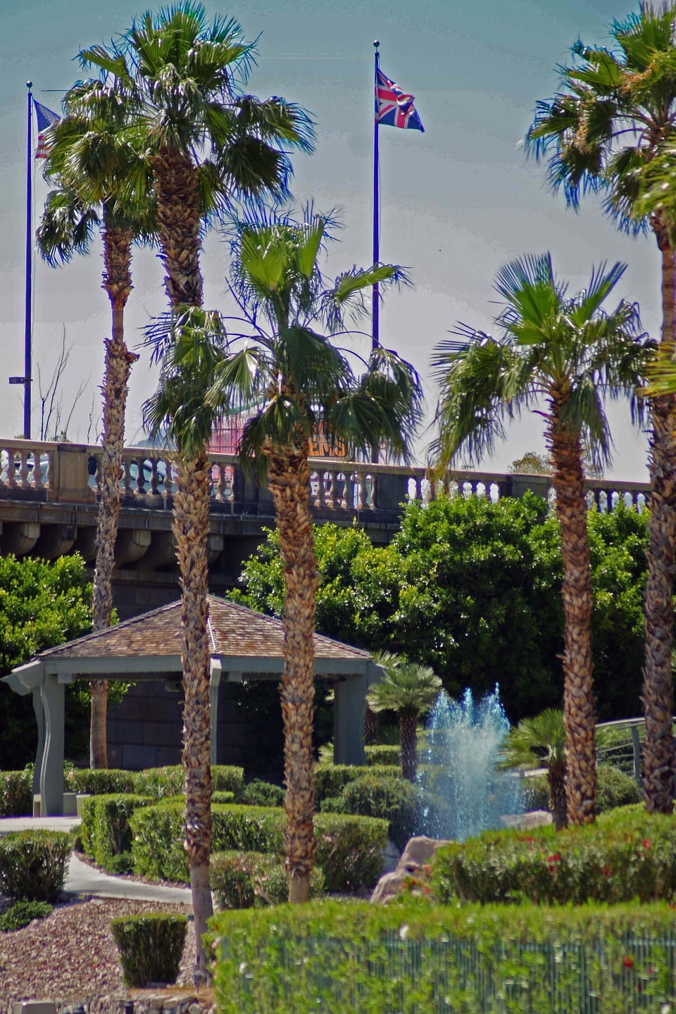 ISLAND MALL EXTERIOR