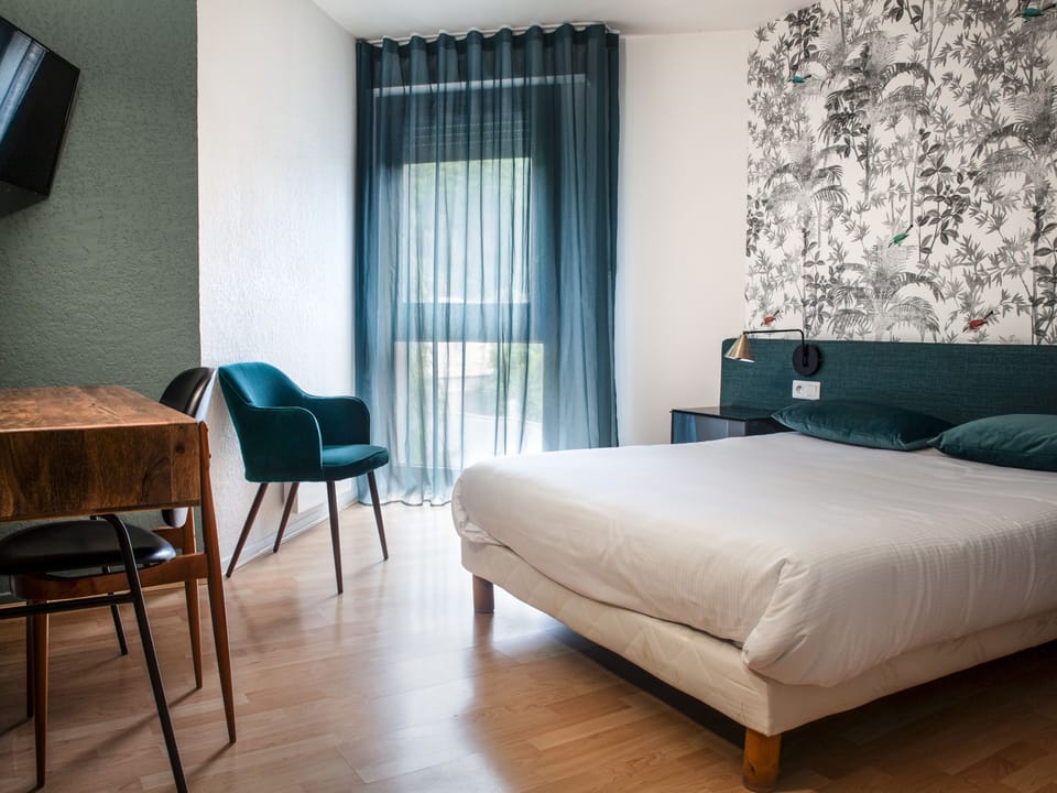 1 bedroom, in-room safe, blackout drapes, free WiFi