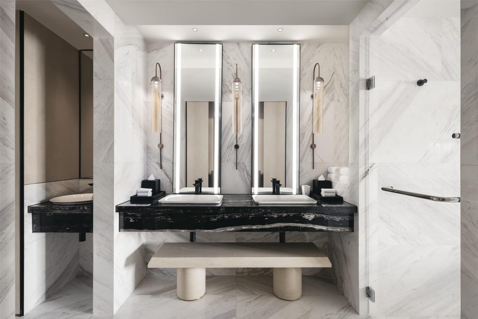 King Presidential Suite with Lounge Access | Bathroom shower